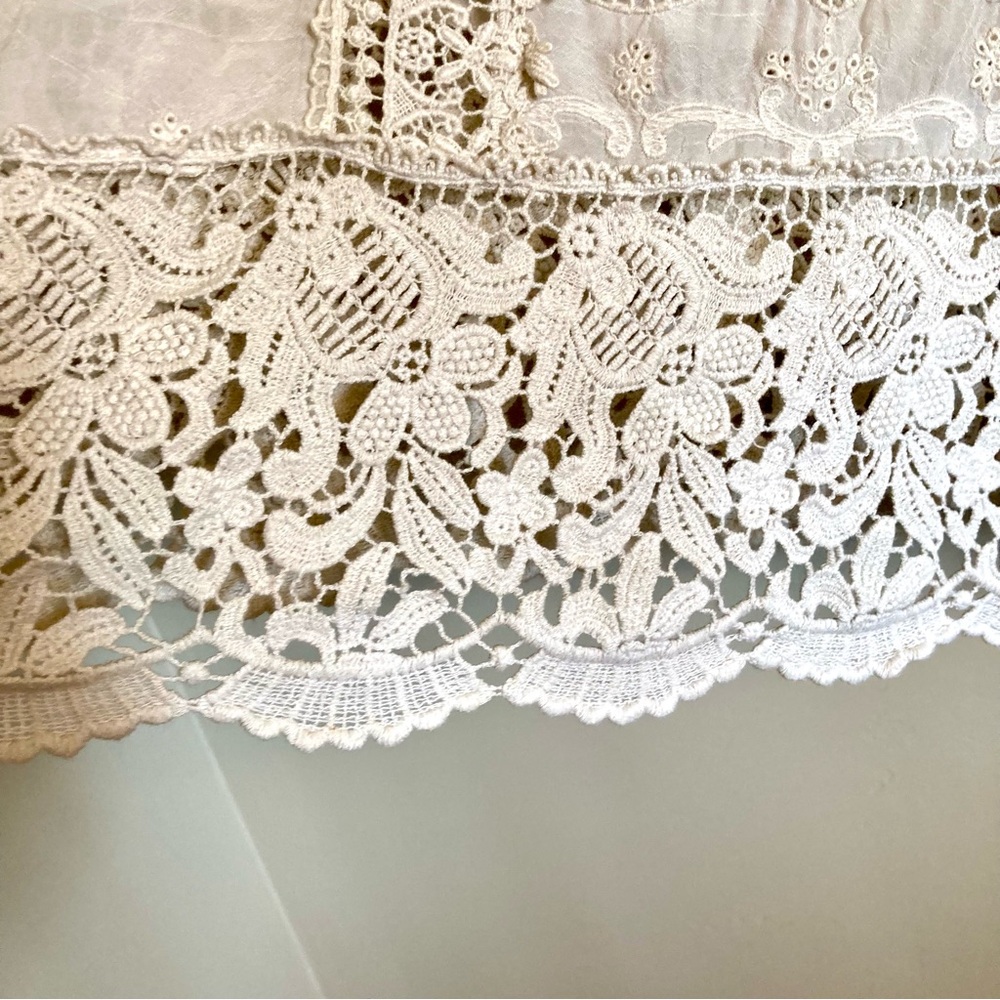 Johnny Was Cream Crochet Lace Short Sleeve Blouse - Picture 7 of 11